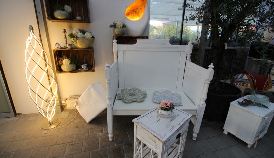 Gastrobereich - s&acute;Blumeh&auml;fele - Caf&eacute;
